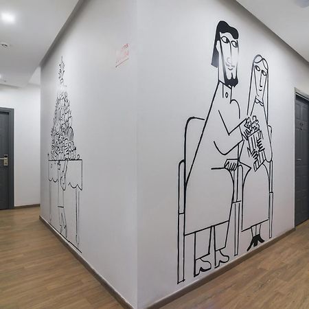 Townhouse Rumaisa Indirapuram Экстерьер фото